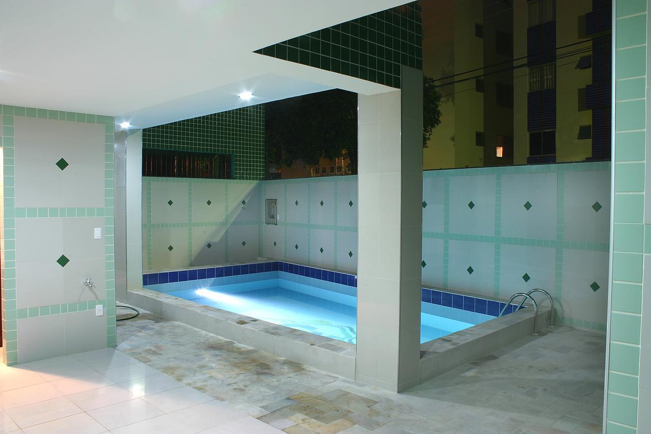 Gv Center Hotel โกเวร์นาดอร์ วาลาดาเรส ภายนอก รูปภาพ